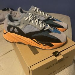Yeezy Boost 700 Wash Orange 