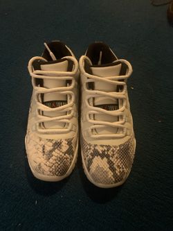 Jordan 11 snakeskin low sz 7