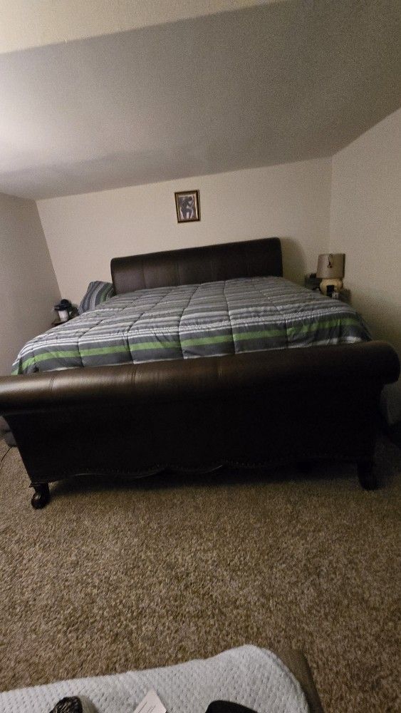 King Size Bed With Mattress And Box Spring 