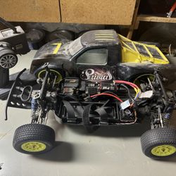 Rc Losi Truck With Vintage Futaba Controller  