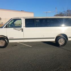 CHEVY 3500 PASSENGER VAN