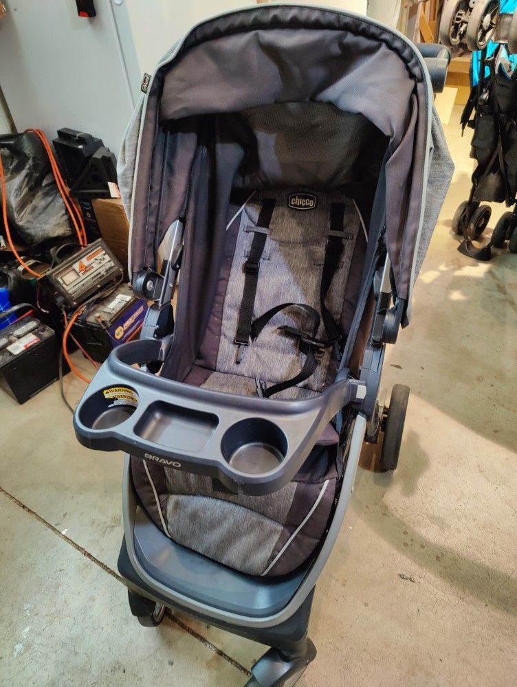 Chicco Bravo Stroller 