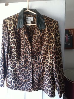 Size 16 POLYESTER STUDIO 1 TRIM