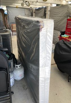 Queen size box spring