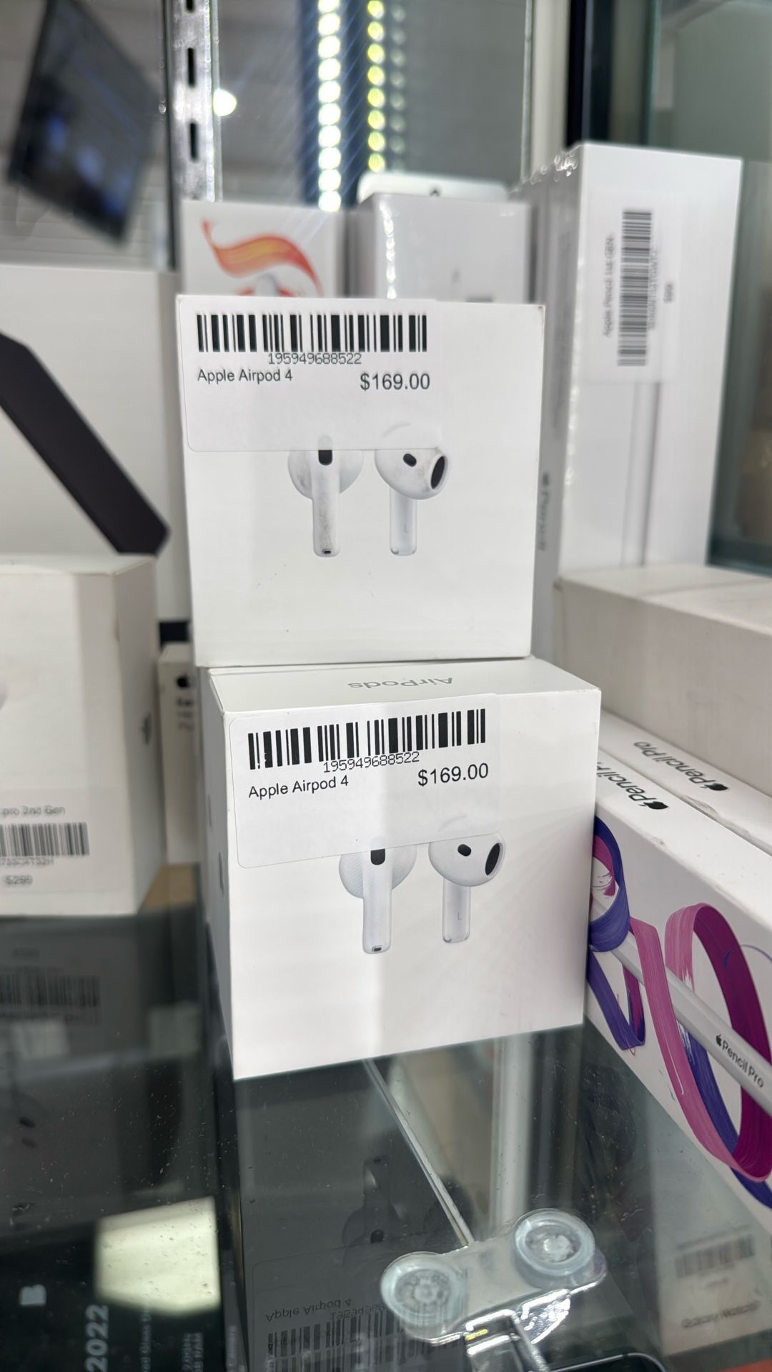 AirPod 4