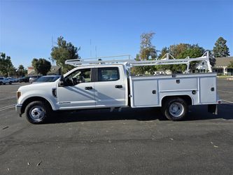 2019 FORD F350 XL UTILITY 6.7L DIESEL,NEW TIRES,LADDER RACK!