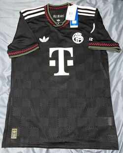 FC Bayern Munich 2025/2026 Third Authentic Jersey (BRAND NEW WITH TAGS ) 🔥 ⚽️