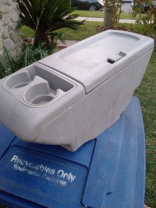 93 Chevy Silverado Gmc Obs Center Console Parts