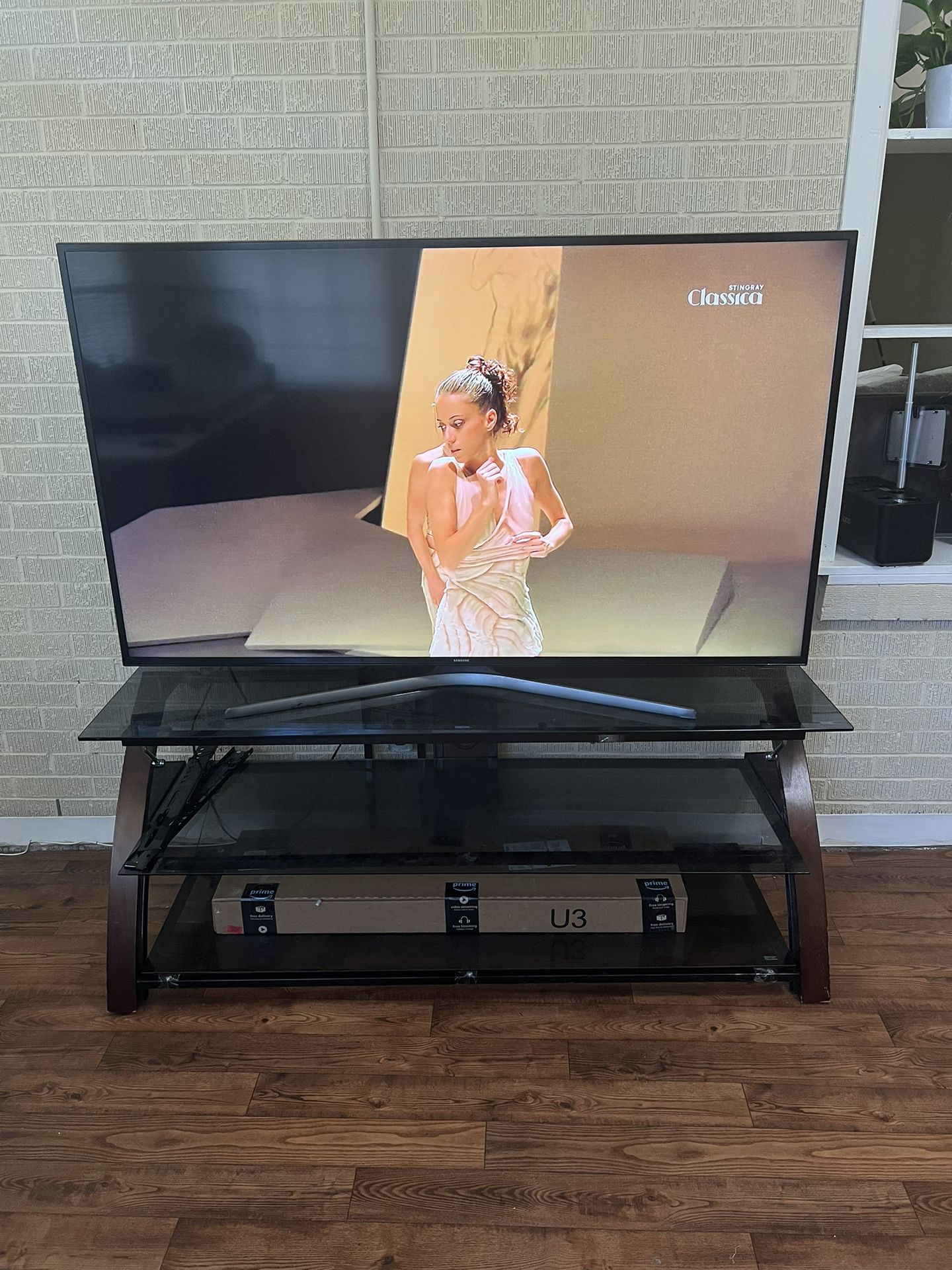 65in Samsung Tv