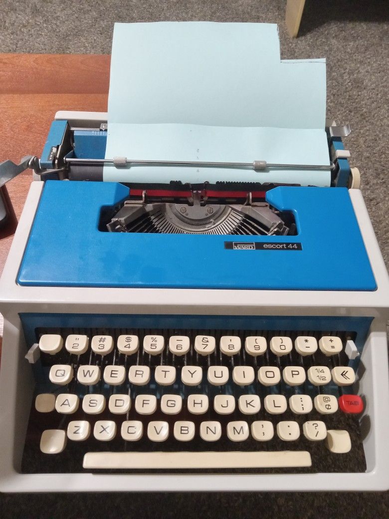 Vintage Montgomery Ward Typewriter