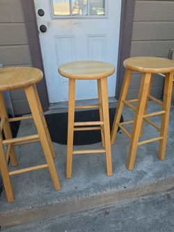 3 wood Bar stools Glendora pick up