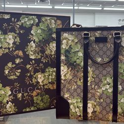 Gucci GG Supreme Blooms Tote Bag