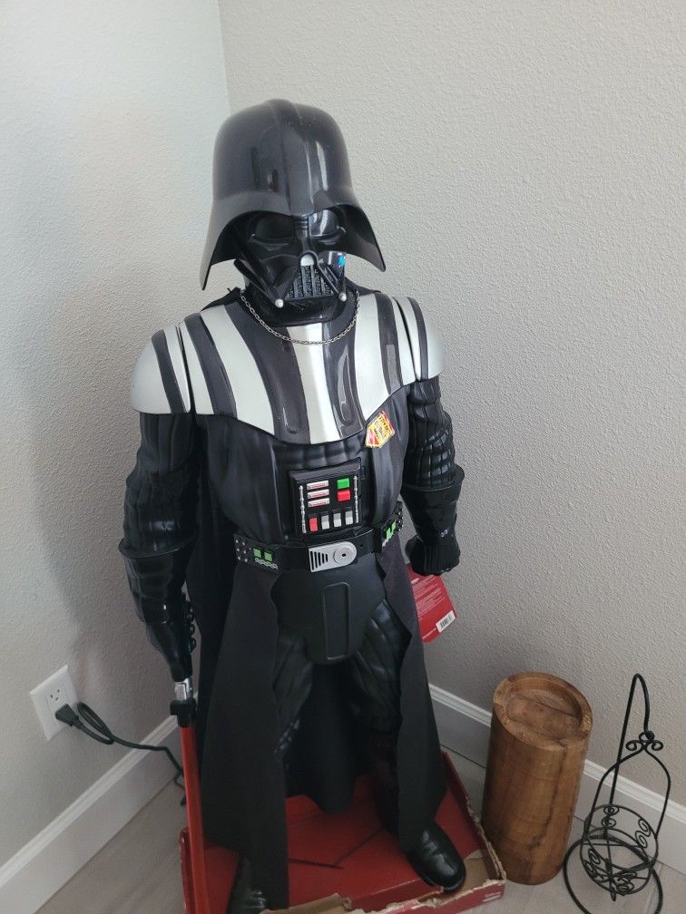 Star Wars 48" Darth Vader Motion Acitvated Light Sound Battle Buddy-