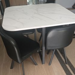 Dining Table With 4 chairs