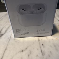 *SEALED* AirPods Pro 2nd Generation with MagSafe Wireless Charging Case (USB‑C)