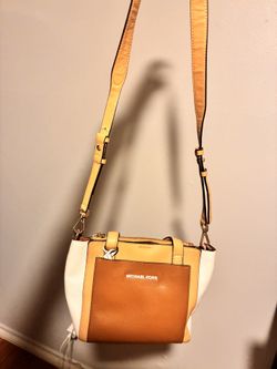 MK Purse