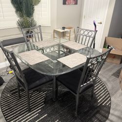 Dining room Table