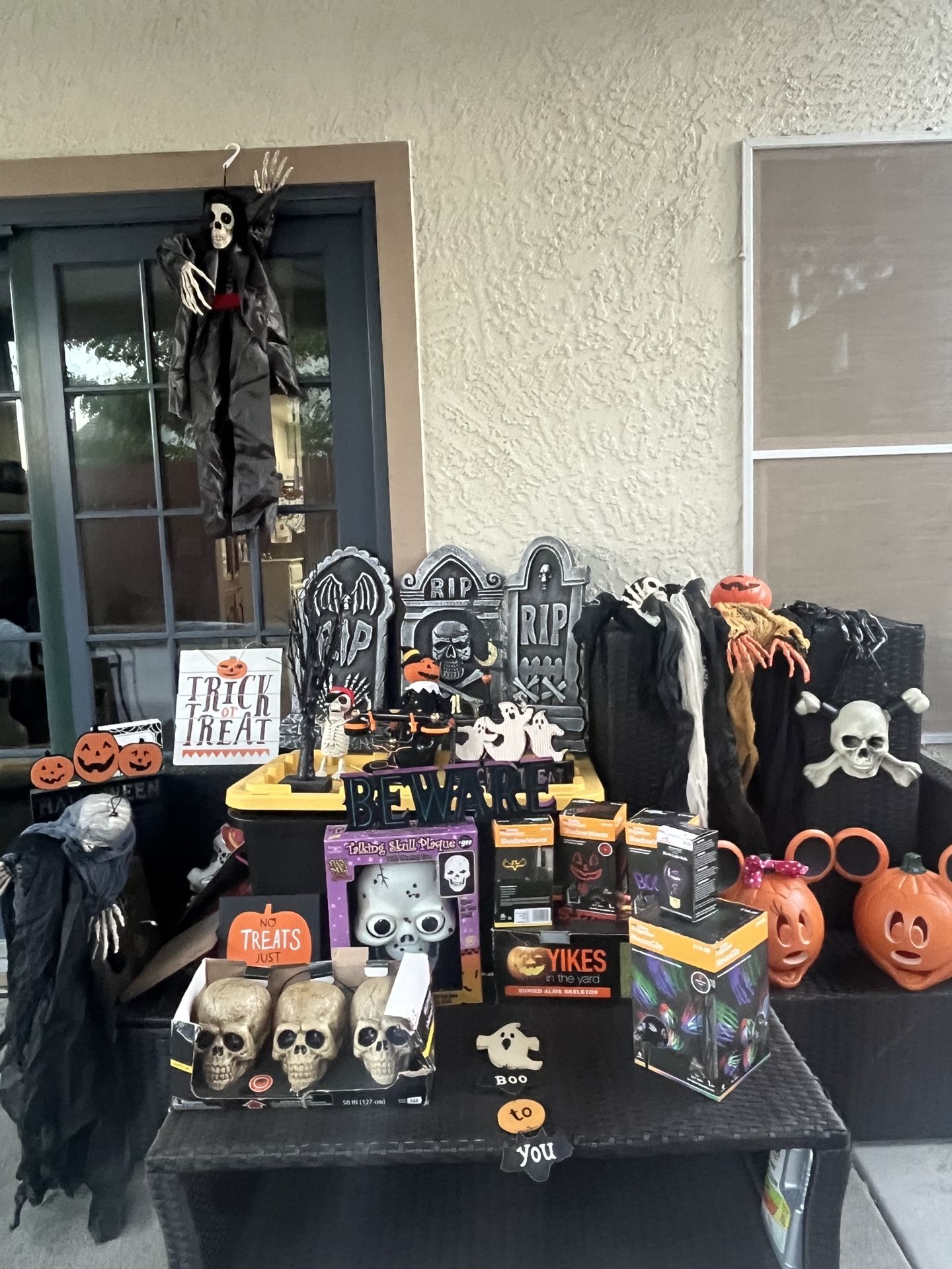 Halloween items FOR SALE