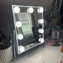  Hollywood Vanity Makeup Mirror