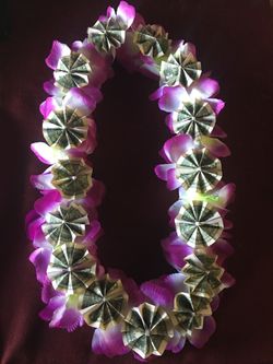 Money Lei