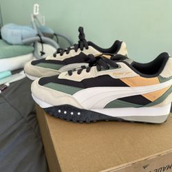Brand New Puma Size 8/12