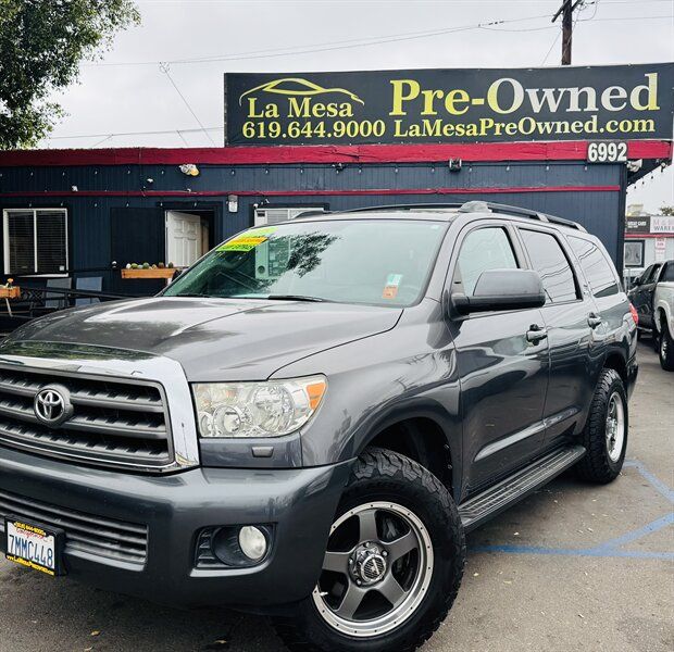2015 Toyota Sequoia SR5