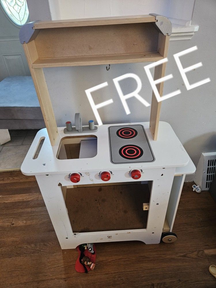 Free Beat Up Play Kitchen
