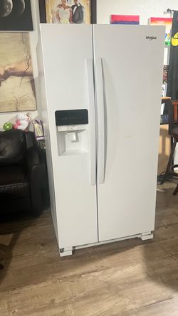 Whirlpool Side-by-Side Refrigerator with Ice Dispenser