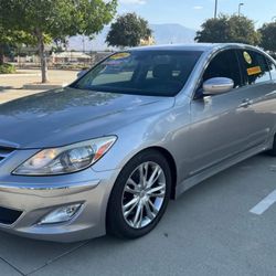 2012 Hyundai Genesis