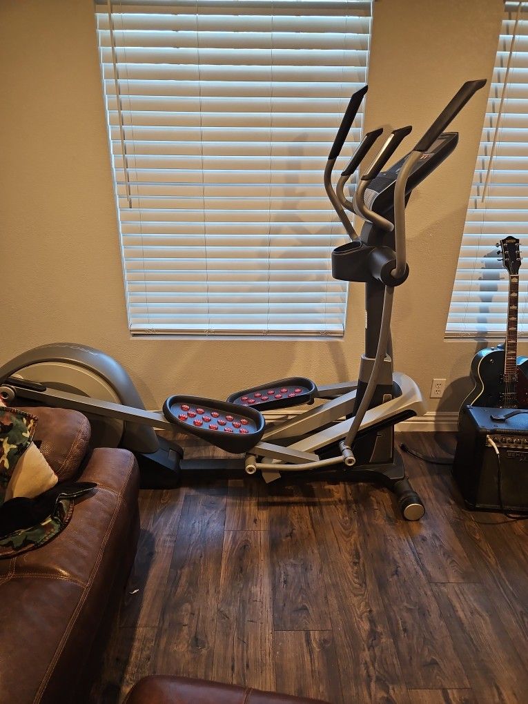 Pro-Form Eliptical 14.0 CE