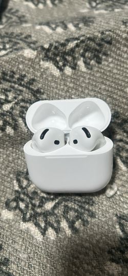 Air Pods 4
