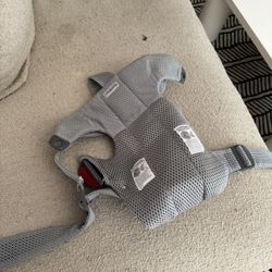 BabyBjörn Baby Carrier – Mesh (Gray)