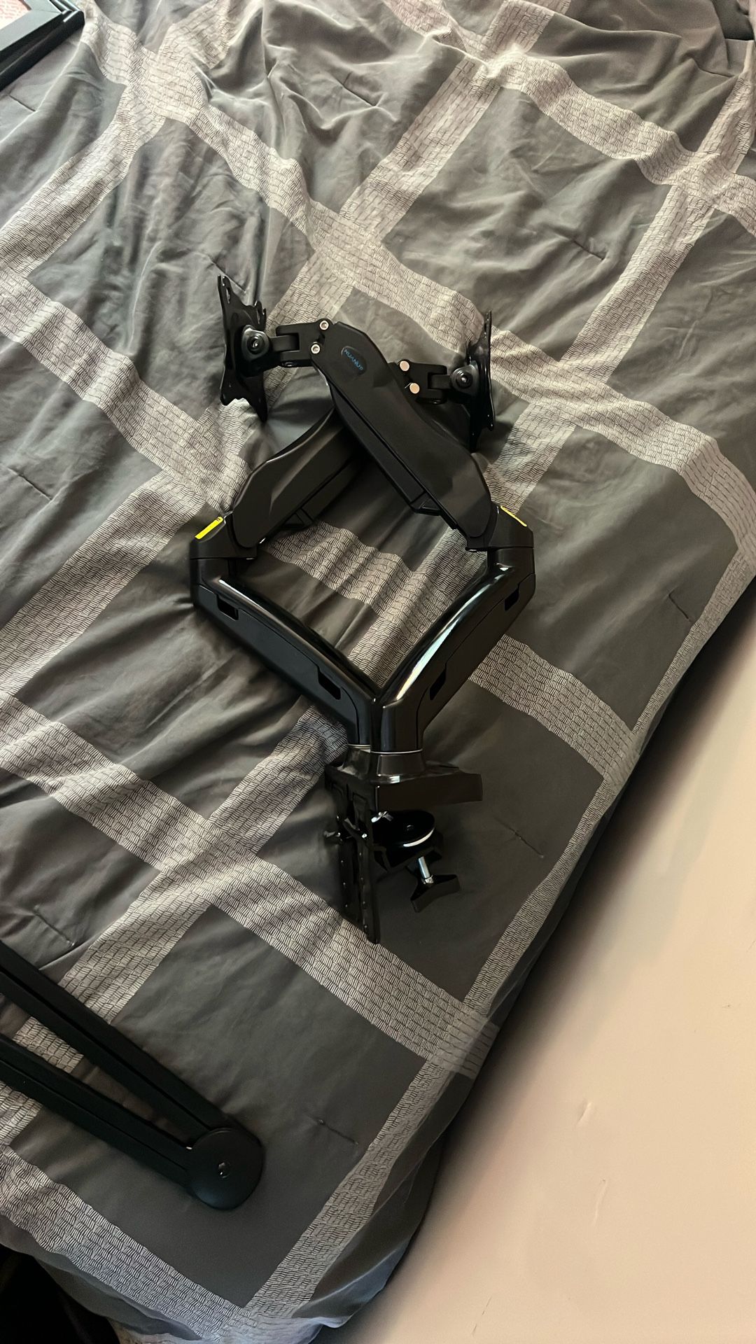 Dual Monitor Arm