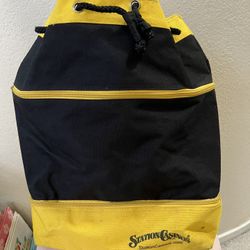 Great Back Pack Duffel / Cooler Bag With Zip Open Bottom