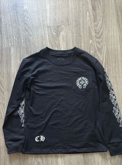Vintage Gothic Graphic Long Sleeve Tee black and white