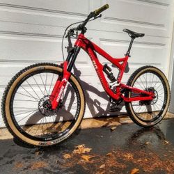 Enduro/Trail Mountain Bike 