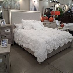 King 4PC Bedroom Set