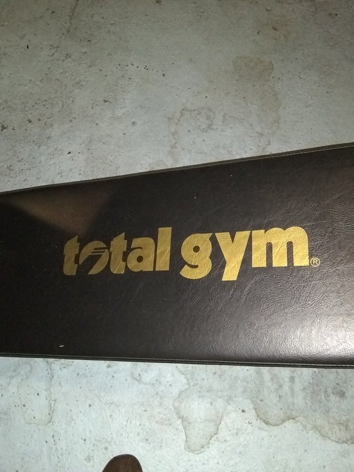 Exercise machine, Chuck Norris total gym.