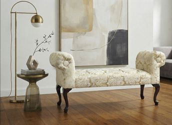 Elegant Tufted Roll-Arm Bench