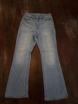 Women’s Flare Jeans