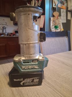 Makita router