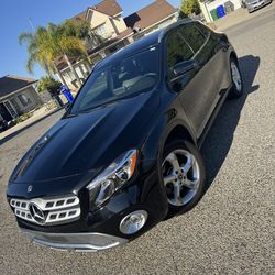 2018 Mercedes-Benz GLA 250