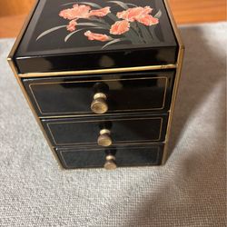 Vintage Japanese Lacquerware Jewelry Box