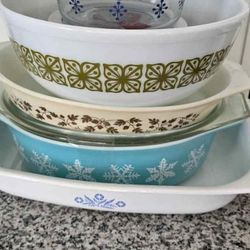 Vintage Pyrex Green Verde 404 Mixing Bowl 