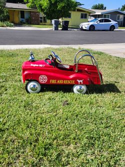 Pedal car