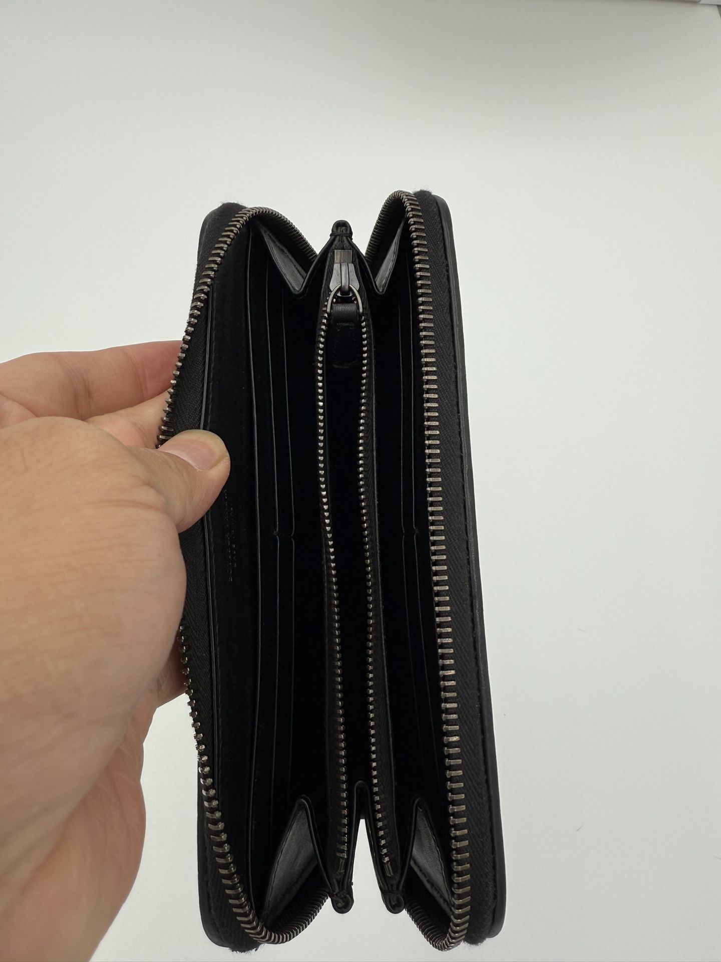 Bottega Veneta Intrecciato Long Zippy Wallet Jewelry & Accessories