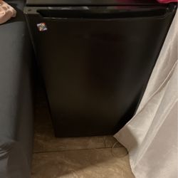 Small Refrigerator 