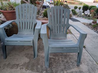 Free two Adirondack chairs in Mira Mesa Read Description
