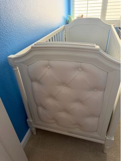 Pottery Barn Blythe Crib and mattress