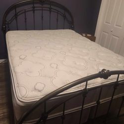 Queen Mattress With Box Spring And Headboard 